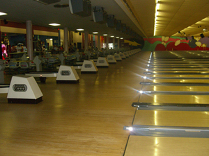 bowling300.jpg